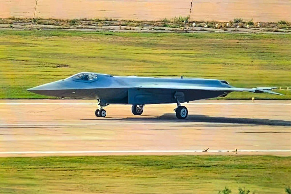 China J-50 next-generation stealth fighter aircraft