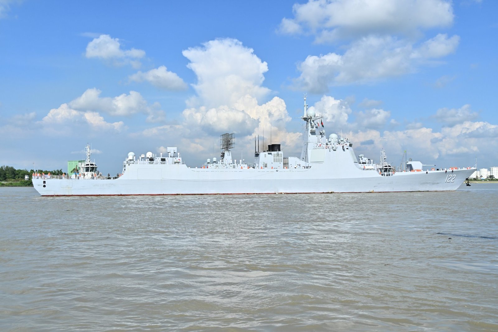hinese Navy Da Qing Type 054A guided missile frigate