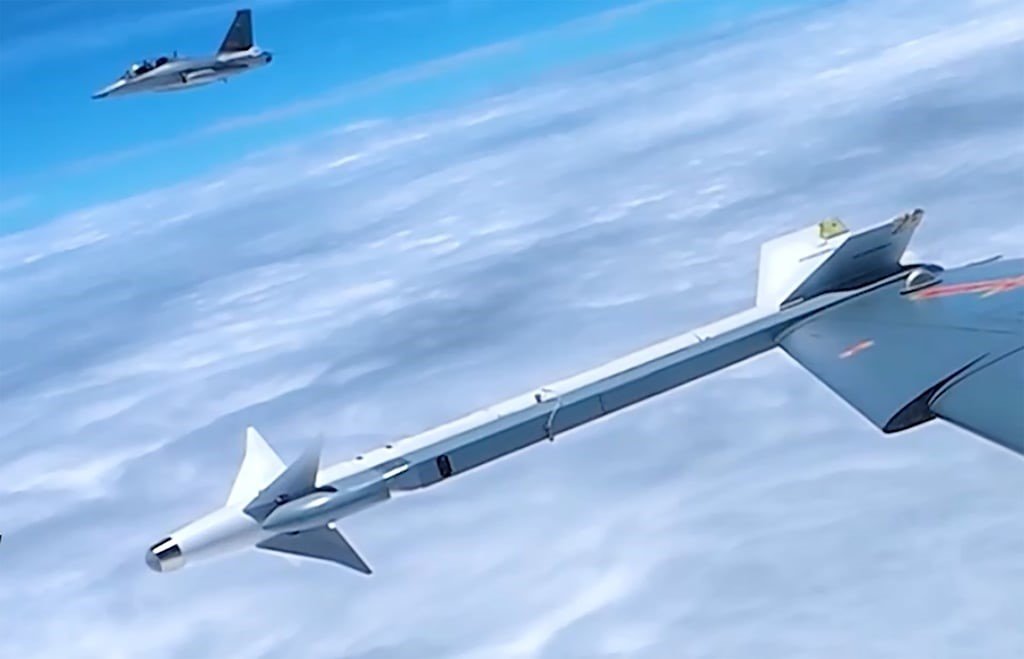 Scarborough Shoal के ऊपर उड़ता Chinese JL-10 armed trainer jet
