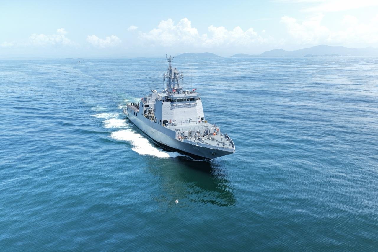 Indian Navy's indigenous Samarthak multipurpose vessel